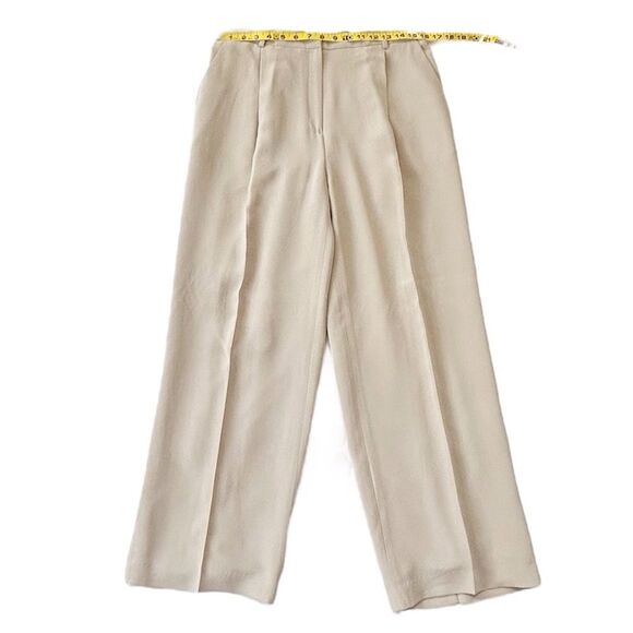 Jones New York Vintage Women’s Tan Silk Pleated High Rise Khaki Pants Size 12 - Picture 4 of 9